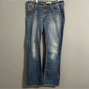 ZCO jeans ladies size 11(32 waist) boot cut  embellished pockets